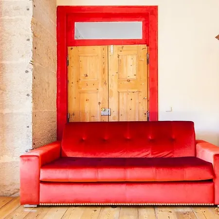Plum Guide - The Red Ball شقة Lisboa